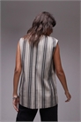 Жилет из льна с широкими полосками артикул 136474214
