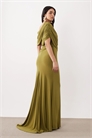 Макси-платье с открытыми плечами, перекрещивающимся лифом и шлейфом артикул 156005668