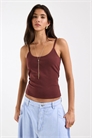Двухслойный топ-камизолька с круглым вырезом, шоколадного цвета артикул 153751060