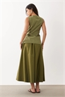 Макси-платье с жилетом под льняную ткань и юбкой из поплина артикул 152461456