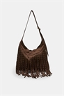 Сумка через плечо с мягкой текстурой и бахромой артикул 156373865