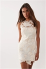 Мини-платье для свадьбы с цветочными и кружевными аппликациями артикул 152592216