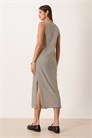 Макси-платье без рукавов артикул 128840287