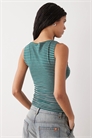 Топ без рукавов с мягким лодочным вырезом от Annie артикул 153531059