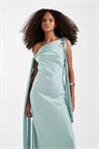 Атласное макси-платье с открытыми плечами для подружек невесты артикул 154078329