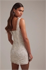 Мини-платье с квадратным вырезом, украшенное изящными хрустальными элементами артикул 149554177