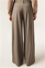 Удобные брюки из эластичной ткани артикул 156518074