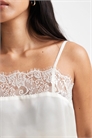 Атласная майка с квадратным вырезом и кружевной отделкой артикул 152802472