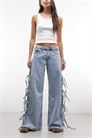 Джинсы с низкой талией и широкими брючинами, украшенные бантиком на боковой завязке артикул 155704350