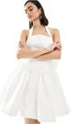 Свадебное мини-платье с завязками на шее и бантиком на спине артикул 141532971