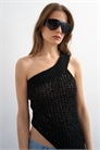 Трикотажный топ на одно плечо с кисточками артикул 153818450