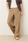 Стильные брюки свободного кроя со складкой спереди артикул 140438301