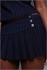 Ультракороткая юбка-шорты с плиссировкой и декоративными пуговицами «Ремини», в сине-белую полоску артикул 153533263