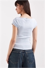 Футболка с укороченными рукавами и горловиной «лодочка» артикул 151481094
