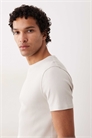 Футболка из плотной ткани с облегающим кроем артикул 155863868