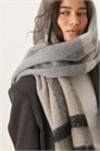 Шарф Isla с тартановым узором и пряжкой артикул 150037759