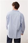 Рубашка с длинными рукавами в синюю тонкую полоску артикул 140438797