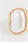 ASOS DESIGN Curve: яркое кольцо с искусственной пресноводной жемчужиной артикул 155475287