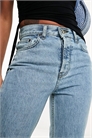 Джинсы средней посадки прямого кроя артикул 1919036