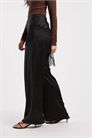 Широкие брюки из атласа с индивидуальным кроем и накладкой в виде юбки с кружевной отделкой артикул 153409963
