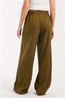 Брюки свободного кроя с прямыми брючинами артикул 145392434
