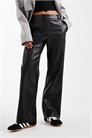 Брюки из искусственной кожи с прямыми брючинами артикул 148603168