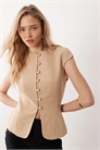 Жилет с короткими рукавами из смесовой ткани артикул 148710812