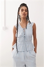 Топ из смешанного льна с рюшами и завязками спереди артикул 142091734