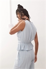 Топ из смешанного льна с рюшами и завязками спереди артикул 142091734