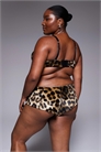 Шорты-хипстеры ASOS DESIGN Curve Kora из бархата с леопардовым принтом артикул 149315644