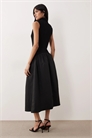 Платье-миди без рукавов с заниженной талией артикул 151417338