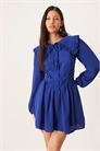 Мини-платье с воротником и длинными рукавами артикул 149668191