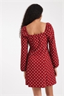 Мини-платье в горошек с длинными рукавами в стиле «доярки» артикул 151092255
