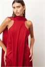 Макси-платье с шарфом на шее, драпированным подолом и открытой спиной артикул 148917455