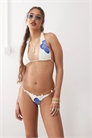 Бикини-трусики с завязками на боках и принтом в виде орхидей от Lentra артикул 144765279