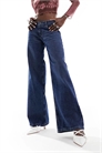 Джинсы с очень широкими брючинами и заниженной талией артикул 140832754