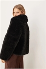 Куртка из искусственного меха артикул 151999838