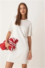 Трикотажное платье-футболка с короткими рукавами артикул 148262649