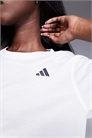 Укороченная футболка adidas Training Essentials артикул 141936326